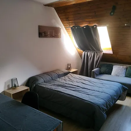 Solaris Apartment *